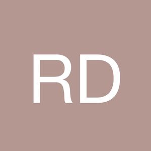 Meet your Posher, Roxanne