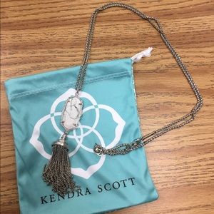 Kendra Scott Everly Howlite Necklace