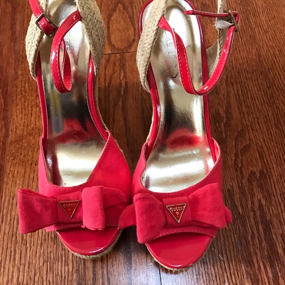 GUESS Sandal Wedge Heels - Picture 1 of 4