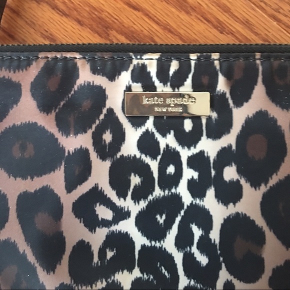Kate Spade leopard print purse - Picture 3 of 3