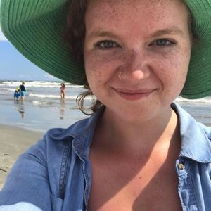 Meet your Posher, Claire