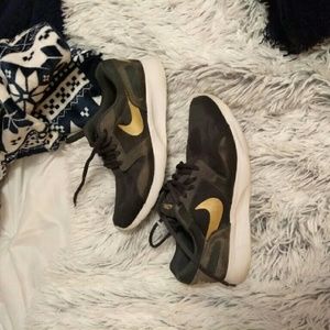 Nike shoes