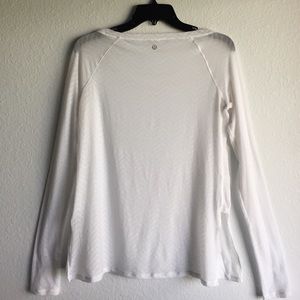 Lululemon Chevron pattern Long Sleeve white