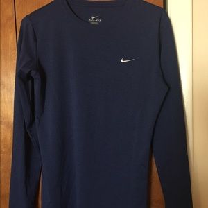 Nike Dri-Fit Long sleeve Legend Tee