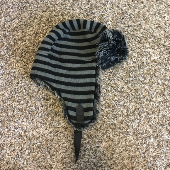 Black and Grey Trapper Hat