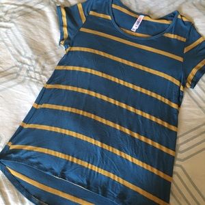 Lularoe Classic T-shirt