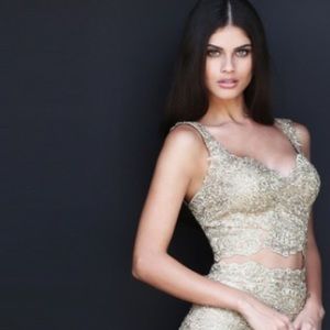 Meet your Posher, Thiri