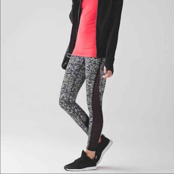 Lululemon Deep Breath Tight