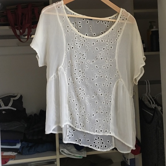 Amazing cream colored blouse!