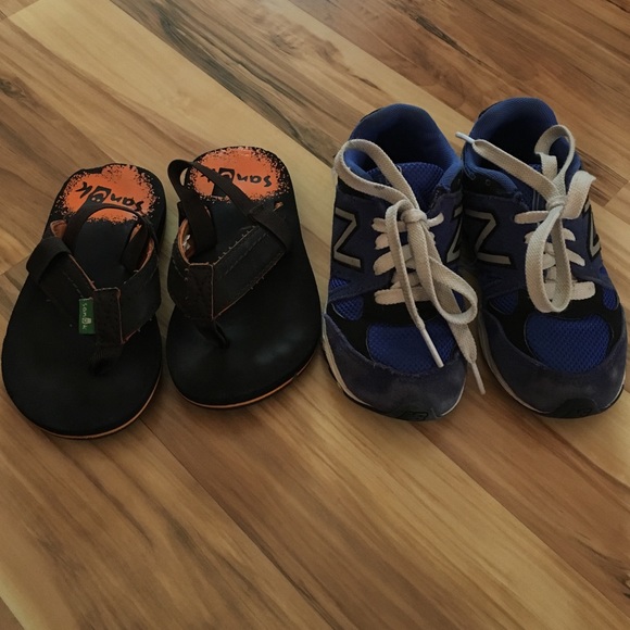 Boys shoe bundle! Sanuk 8/9 and New Balance 9 1/2