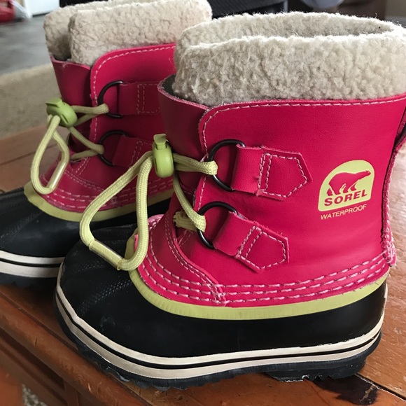 Toddler sorel winter boots