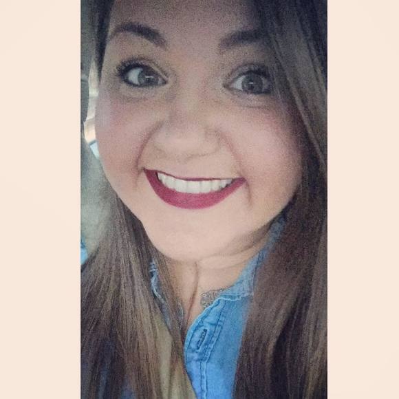 Meet your Posher, Gentry - Picture 1 of 1