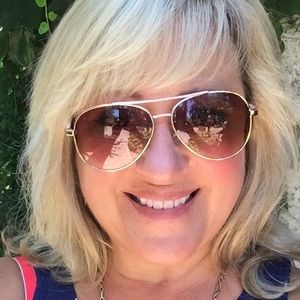 Meet your Posher, Susan