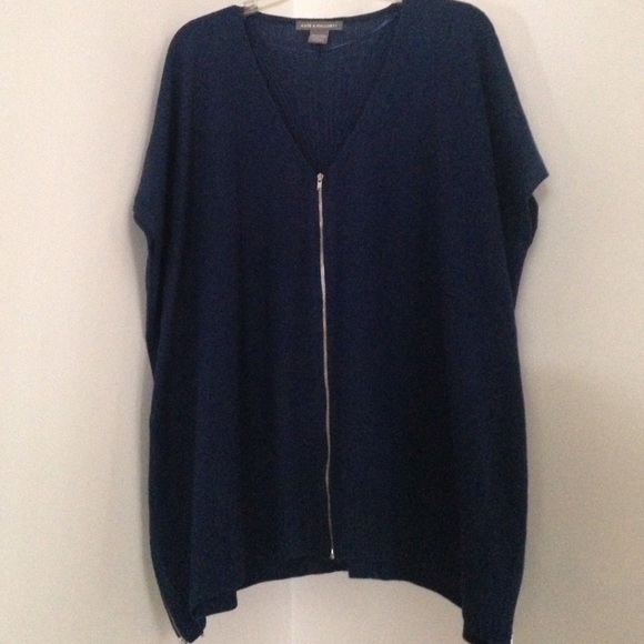 Oversized sleeveless sweater