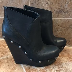 Jessica Simpson booties
