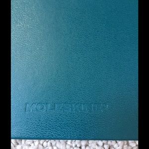 Moleskine Other - 2017 Hunter Green Moleskine calendar planner Moleskine Other - 2017 Hunter Green Moleskine calendar planner