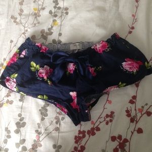Golly Hicks Floral asleep Shorts