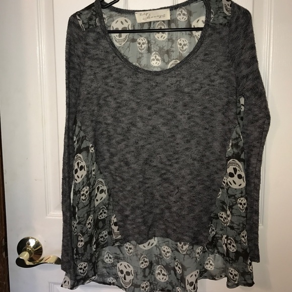 Gray sweater with skulls