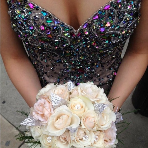 Black and nude Jovani prom dress - Picture 2 of 4