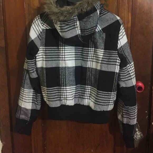 Winter jacket - Picture 2 of 2