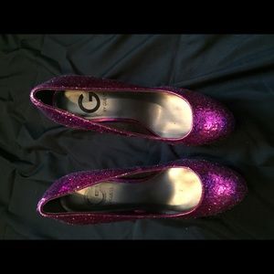 G by Guess Magenta Glitter Heels