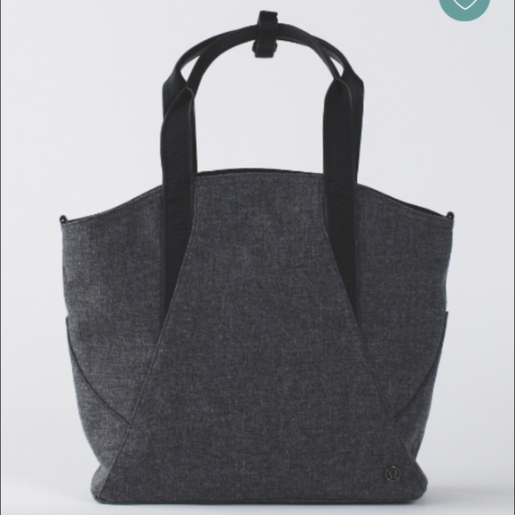lululemon athletica Handbags - Lululemon All Day Tote