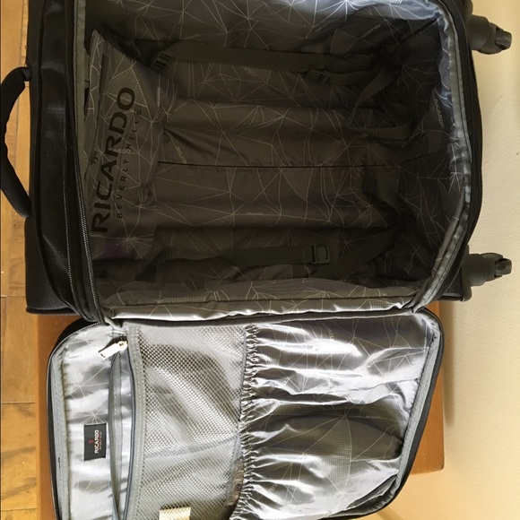 Luggage - Picture 3 of 3