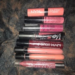 25 pc Makeup bundle