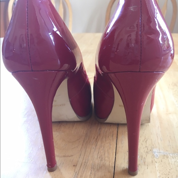 Kelsi Dagger Red Pumps - Picture 2 of 4