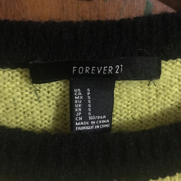 Fresh Sweater - Picture 3 of 3