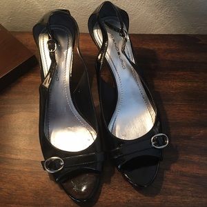 Bandolino half heel. Black.