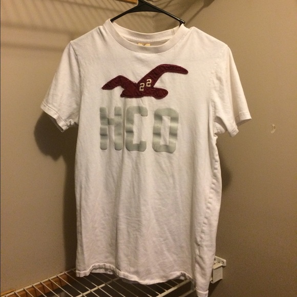 Hollister t-shirt.