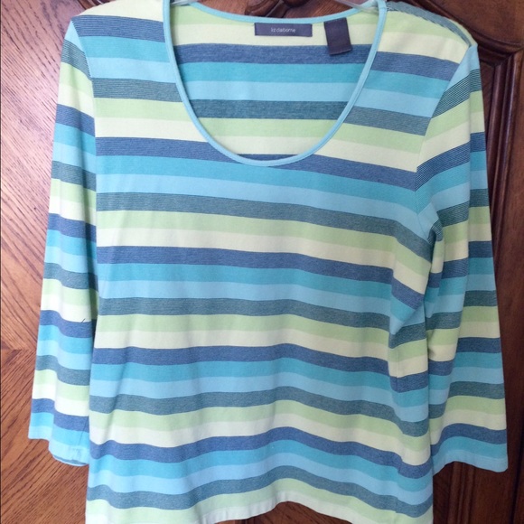 Women's large stripped 3/4 sleeve top