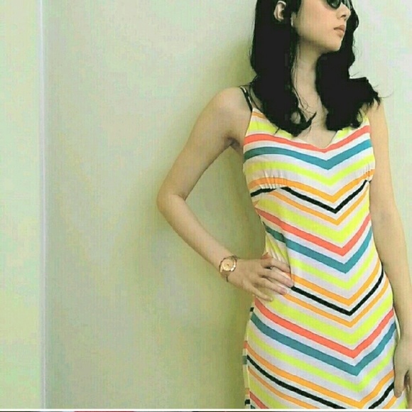 Chevron Maxi - Picture 2 of 4