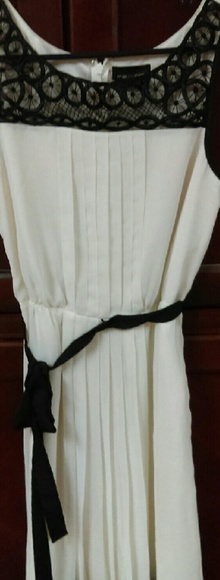 Max and Cleo dress