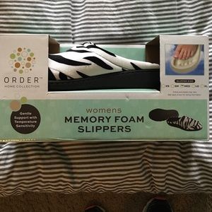 Memory foam slippers