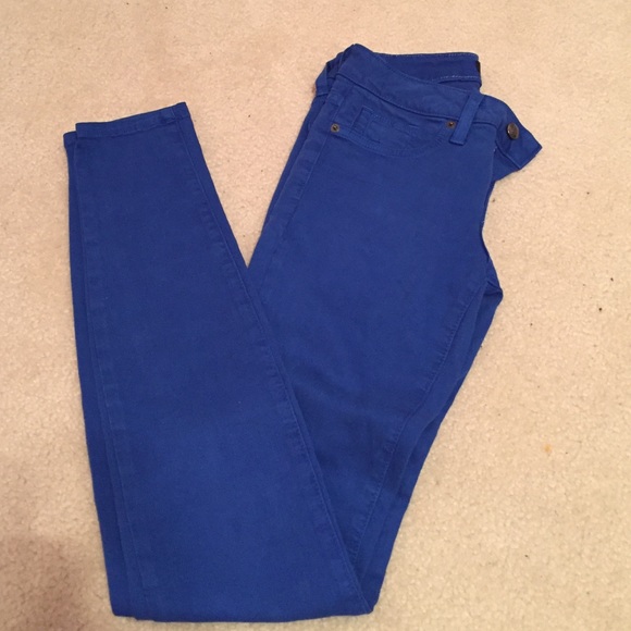NWOT signature stretch bright blue Bebe jeans