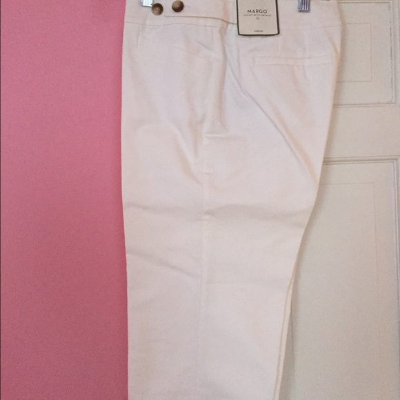 Ann Taylor Capris Size 6 - White
