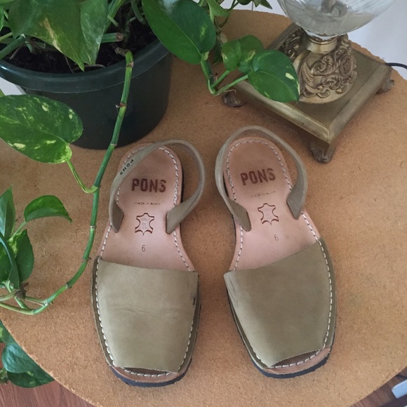 PONS minimal sandal