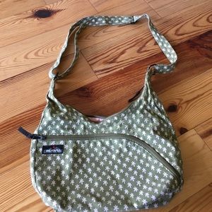Kavu cross body bag