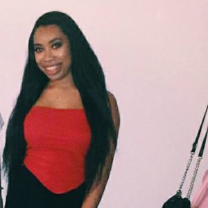 Meet your Posher, Victoria