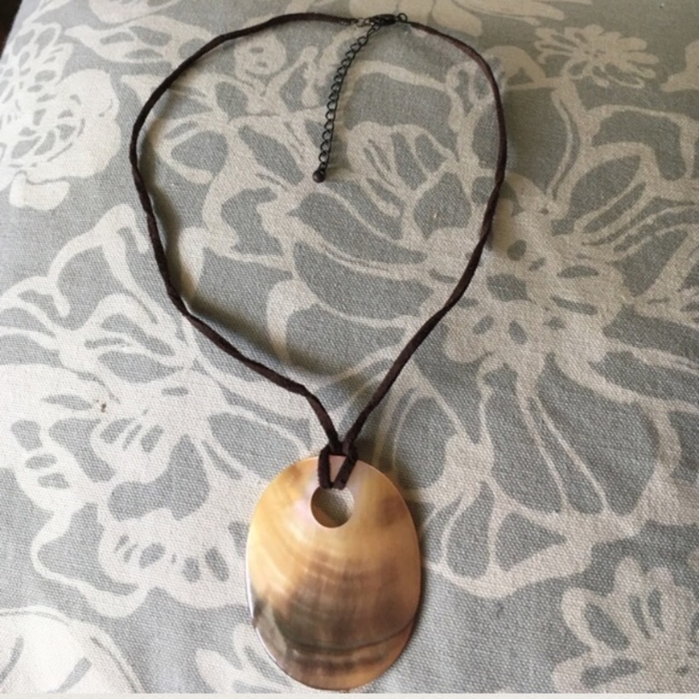 Shell necklace set - Picture 3 of 7