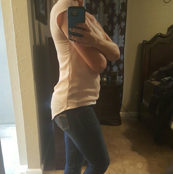 Super cute blouse - Picture 1 of 3