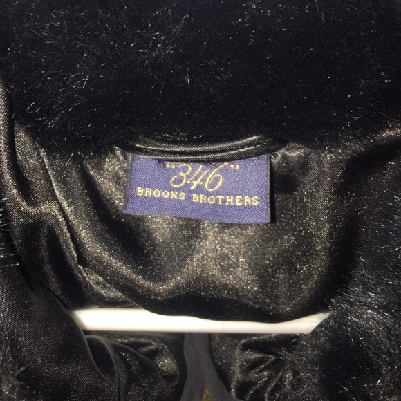 Brooks Brothers One Size Black Faux Fur Vest NWOT - Picture 4 of 4