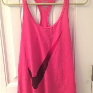 Nike tank