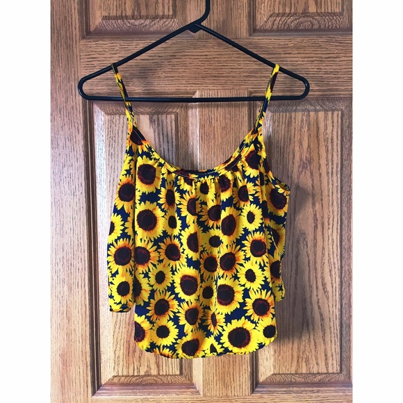 Rue21 sunflower crop top