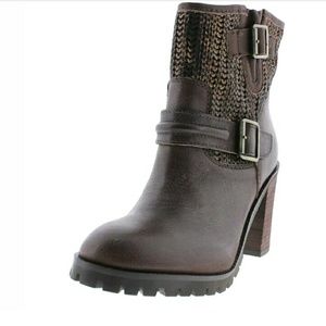 Chinese Laundry Leafy Brown Boots