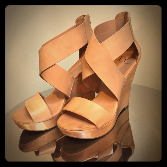 Diane von Furstenberg Nude Leather & Wood Wedges