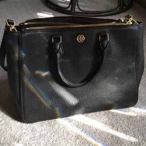 Tory Burch Robinson pebbled leather tote