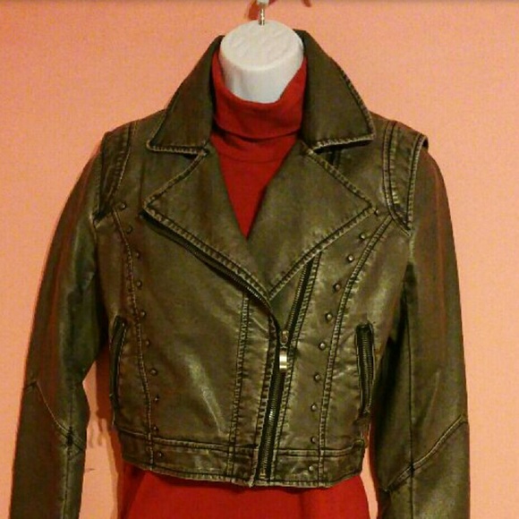 EXHILARATION FAUX LEATHER SILVER GREY JACKET